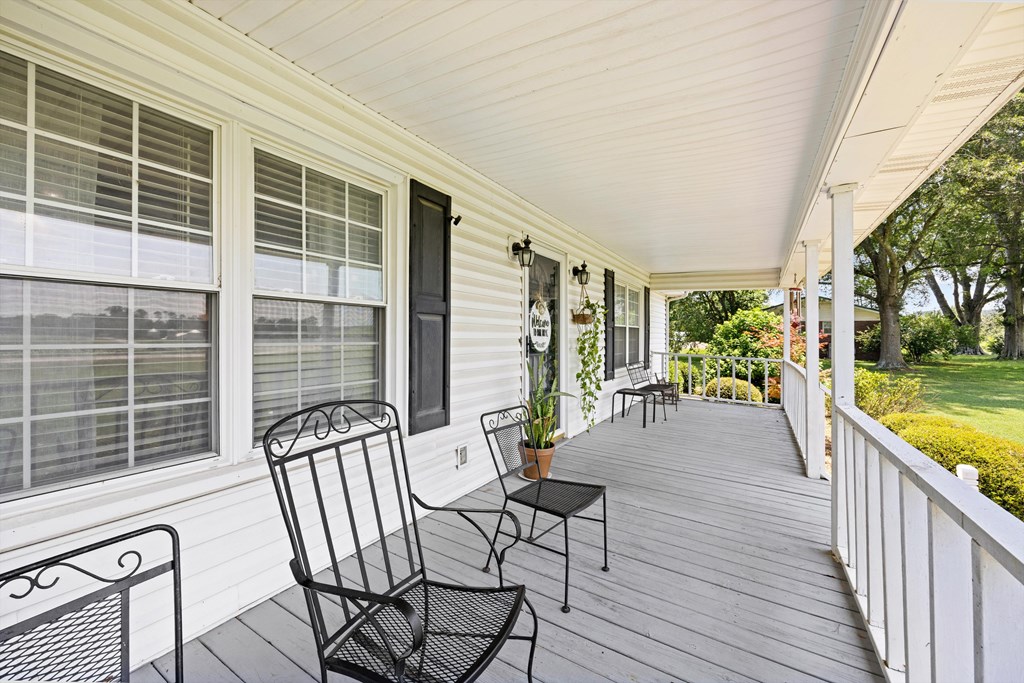 119 East Broadacre Road Northeast Dalton, GA 30721 - Photo 6 of 36 Gallery Image 6