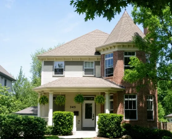 $1,649,999 | 345 Madison Avenue, Glencoe, IL 60022