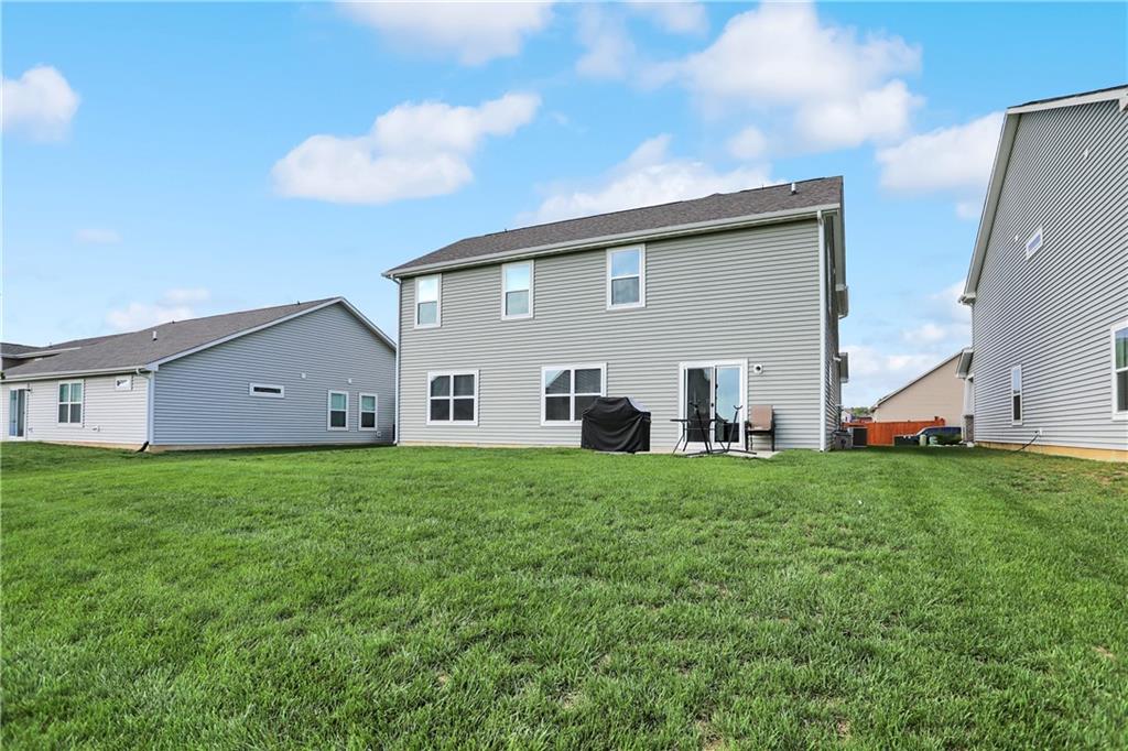 927 Rattlebox Lane Westfield, IN 46074 - Photo 33 of 34 Gallery Image 33