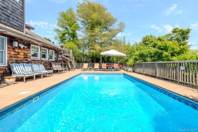 a outdoor view with a seating space