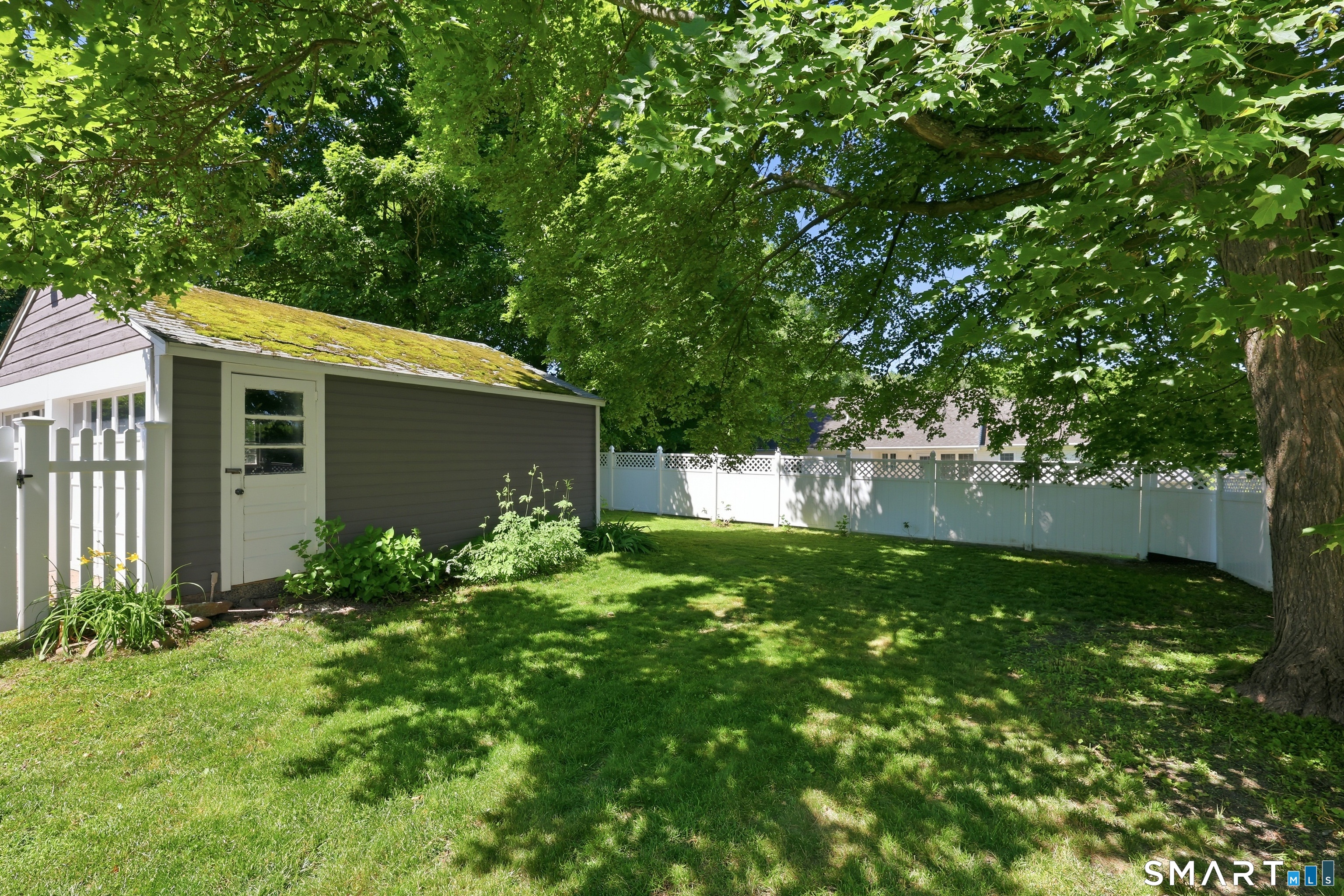 57 Ridge Road Middletown, CT 06457 - Photo 26 of 31