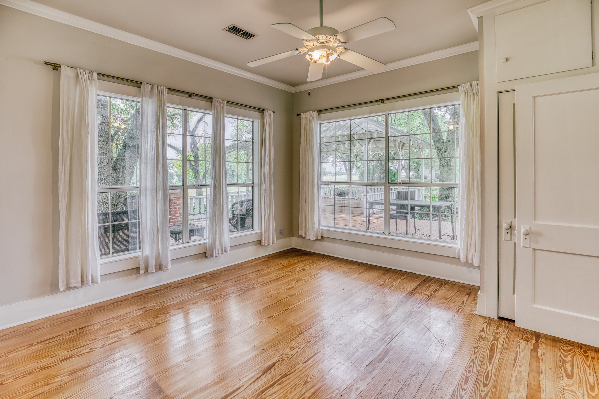 14808 Whitman Road Washington, TX 77880 - Photo 12 of 30