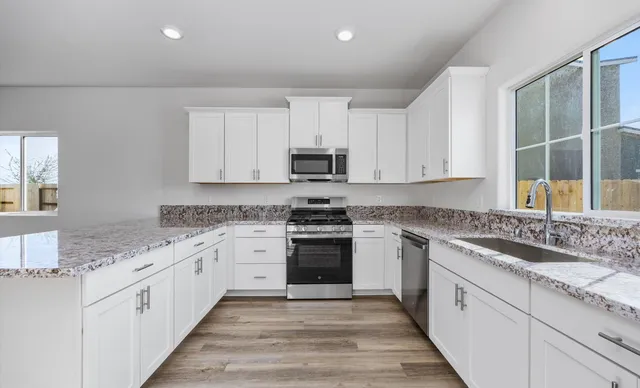 $489,990 | 1482 Clara Court, Fowler, CA 93625