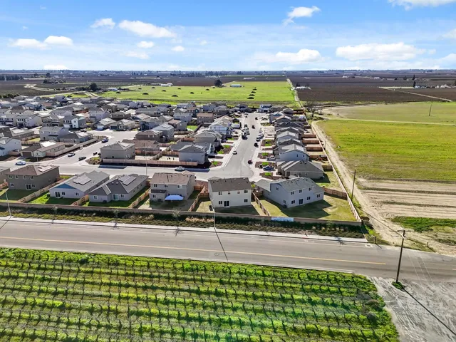 $489,990 | 1482 Clara Court, Fowler, CA 93625