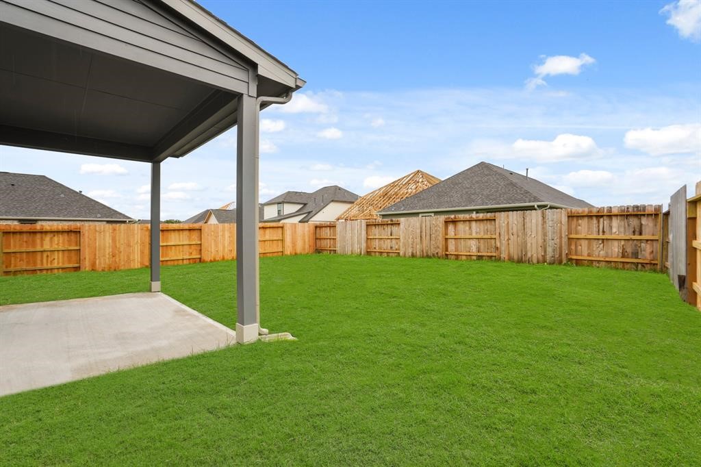 8414 Red Shiner Way Fulshear, TX 77441 - Photo 7 of 16