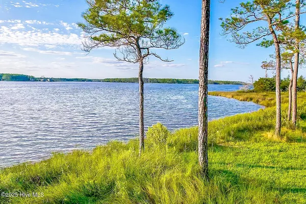 $150,000 | 470 Ballast Point, Oriental, NC 28571