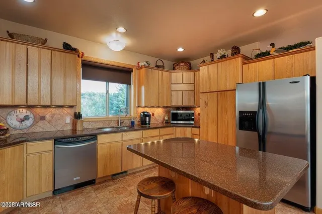 $1,895,000 | 2225 Highway 77, Show Low, AZ 85901