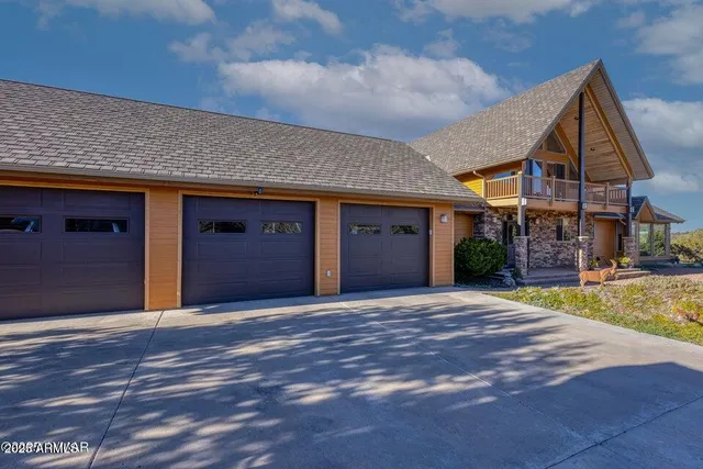 $1,895,000 | 2225 Highway 77, Show Low, AZ 85901