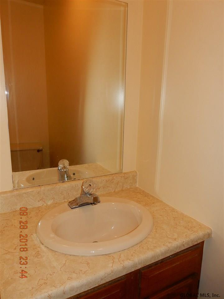 82 Consaul Road Colonie, NY 12205 - Photo 10 of 17 Photo 10