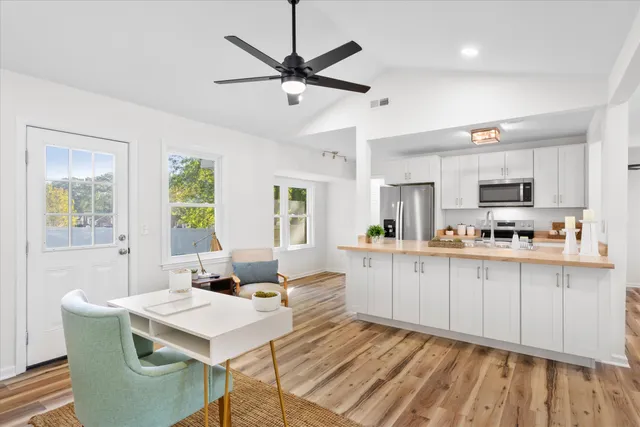 $325,500 | 30 Oak Grove Road, Goose Creek, SC 29445