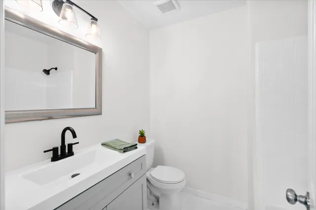 $325,500 | 30 Oak Grove Road, Goose Creek, SC 29445