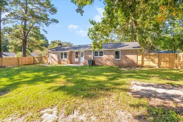 $325,500 | 30 Oak Grove Road, Goose Creek, SC 29445