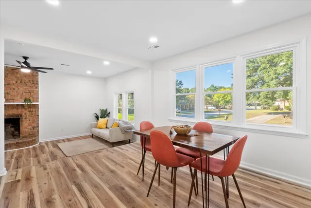 $325,500 | 30 Oak Grove Road, Goose Creek, SC 29445