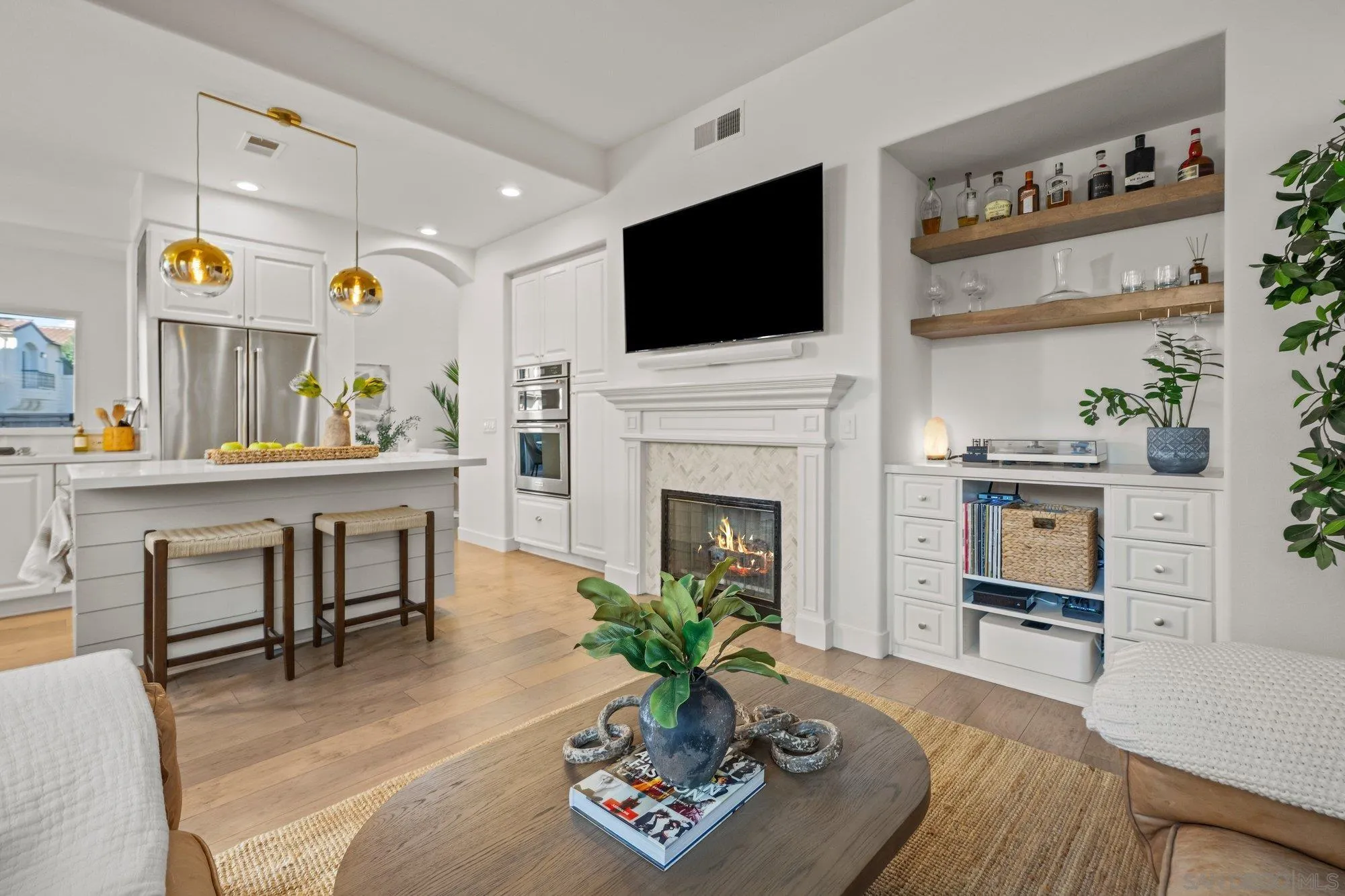 7139 Surfbird Circle Carlsbad, CA 92011 - Photo 11 of 33