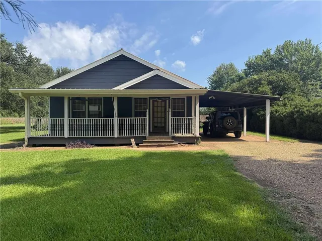 $179,000 | 106 Venable Road, Moreauville, LA 71355
