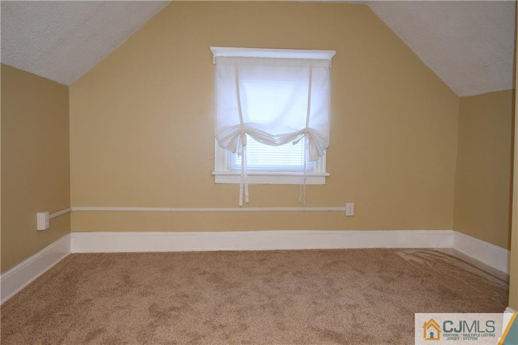 697 Old Post Road Edison, NJ 08817 - Photo 11 of 24 Gallery Image 11