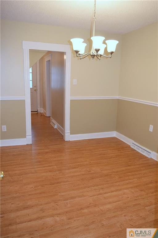 697 Old Post Road Edison, NJ 08817 - Photo 13 of 24 Gallery Image 13