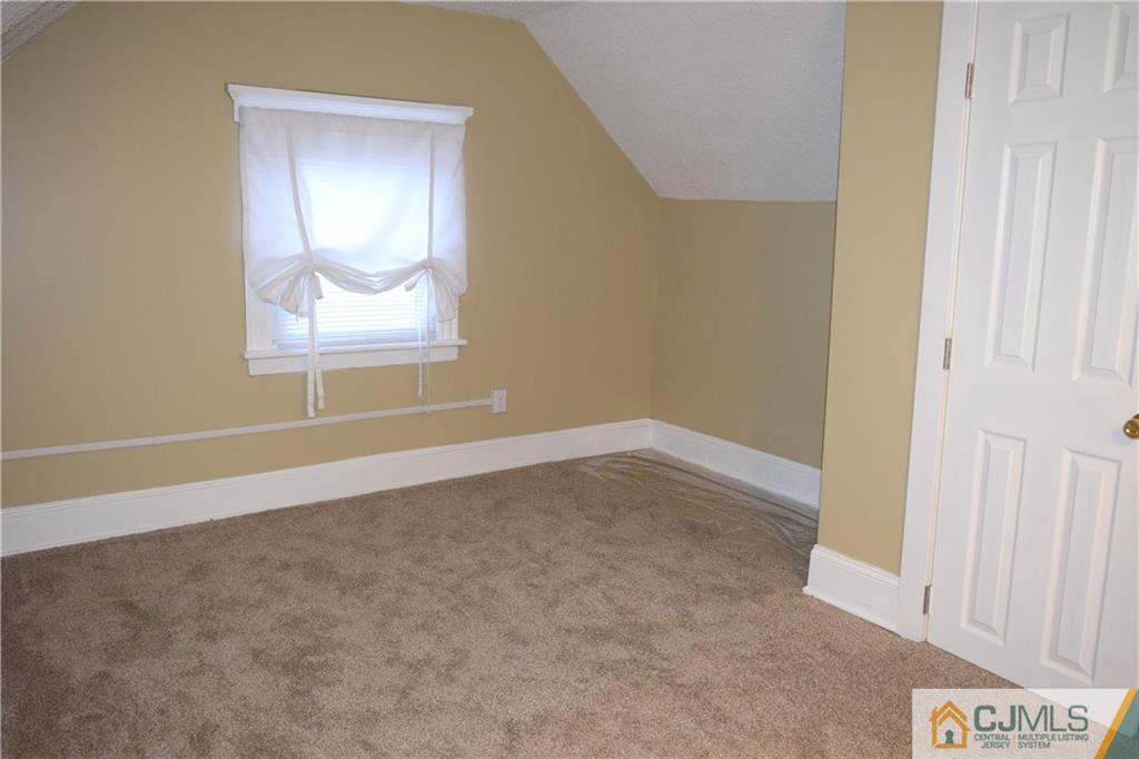 697 Old Post Road Edison, NJ 08817 - Photo 8 of 24 Gallery Image 8