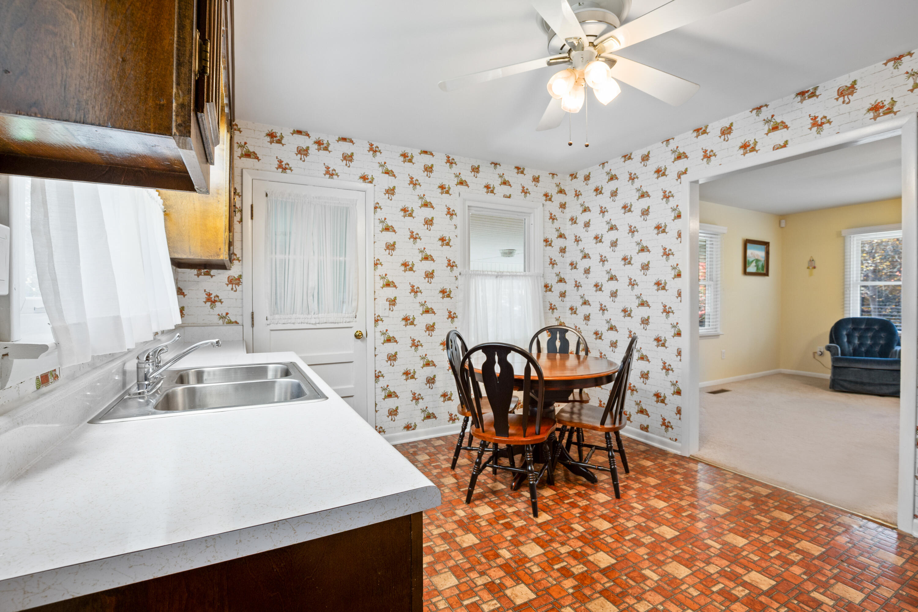 7009 Igou Ferry Road Harrison, TN 37341 - Photo 11 of 51 IMG_3184-Edit