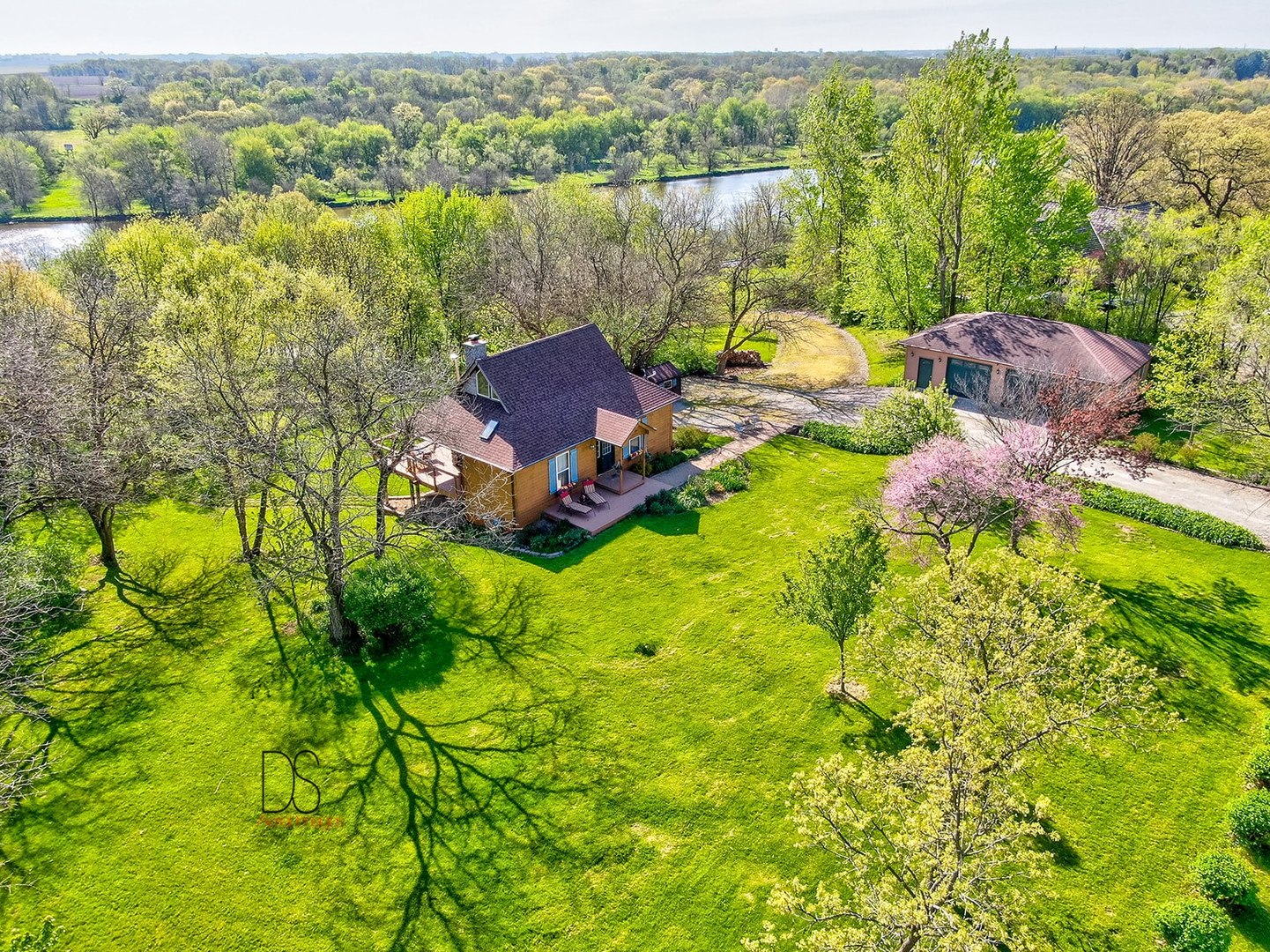 1985 North 3189th Road Ottawa, IL 61350 - Photo 1 of 30