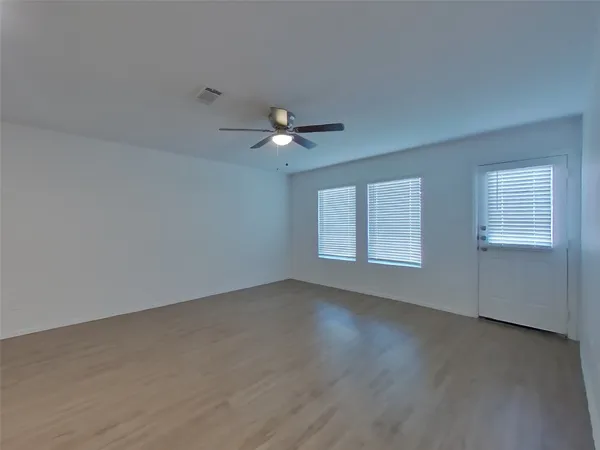 $1,559 | 17527 Grand Fir Lane, New Caney, TX 77357