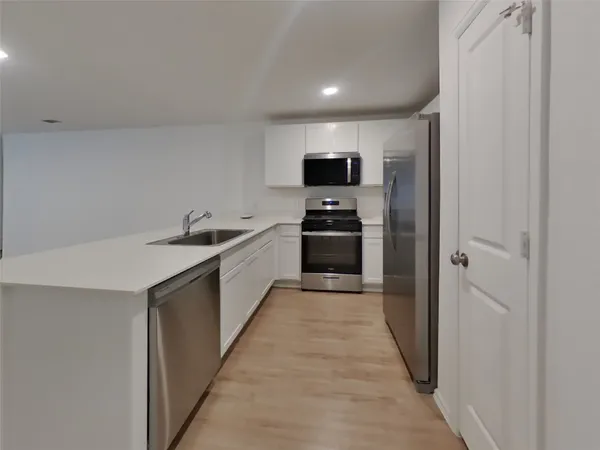 $1,559 | 17527 Grand Fir Lane, New Caney, TX 77357