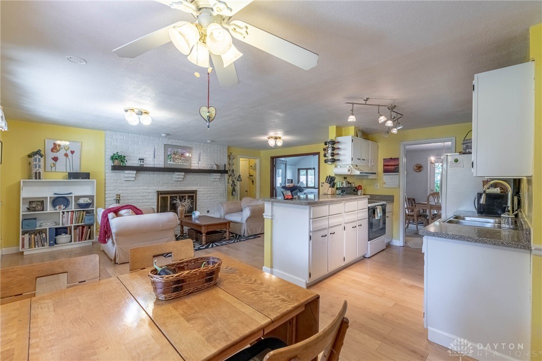 7795 Rain Tree Road Centerville, OH 45459 - Photo 13 of 53