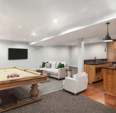 $699,900 | 3464 Jeffrey Spur, Hamilton, MI 49419