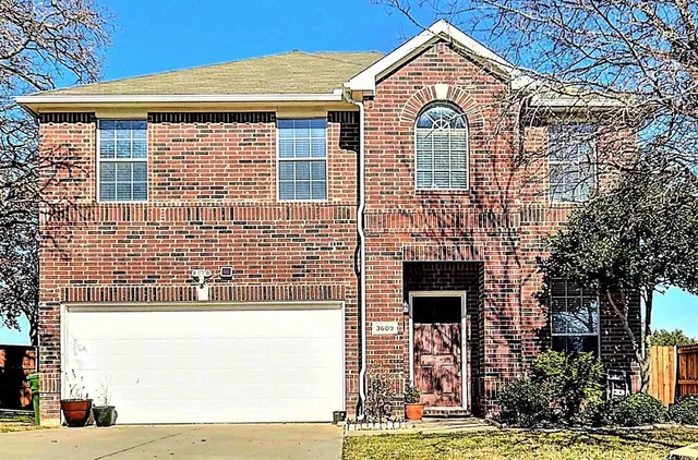 $2,745 | 3609 Silverio Trail, Bedford, TX 76021