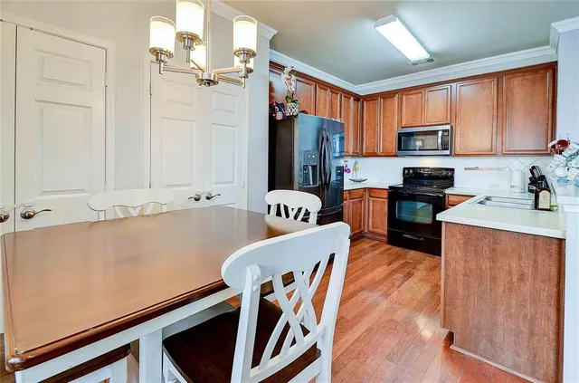 $2,745 | 3609 Silverio Trail, Bedford, TX 76021