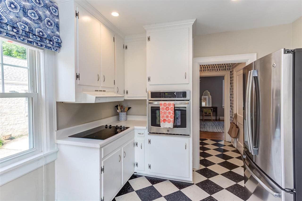 1601 Fairview Road Raleigh, NC 27608 - Photo 13 of 30 Photo 13