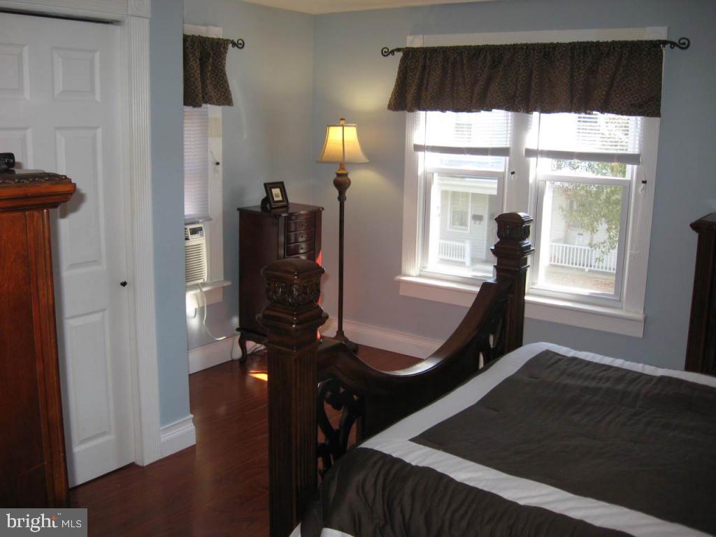 22 South Spruce Street Lititz, PA 17543 - Photo 10 of 16