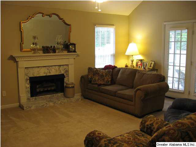 140 Pebble Lane Alabaster, AL 35007 - Photo 4 of 13