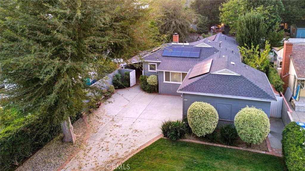 6649 Ranchito Avenue Van Nuys, CA 91405 - Photo 31 of 31 an aerial view of a house