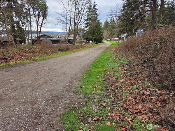 $30,000 | 103 B Whidbey Island Drive, Everett, WA 98201