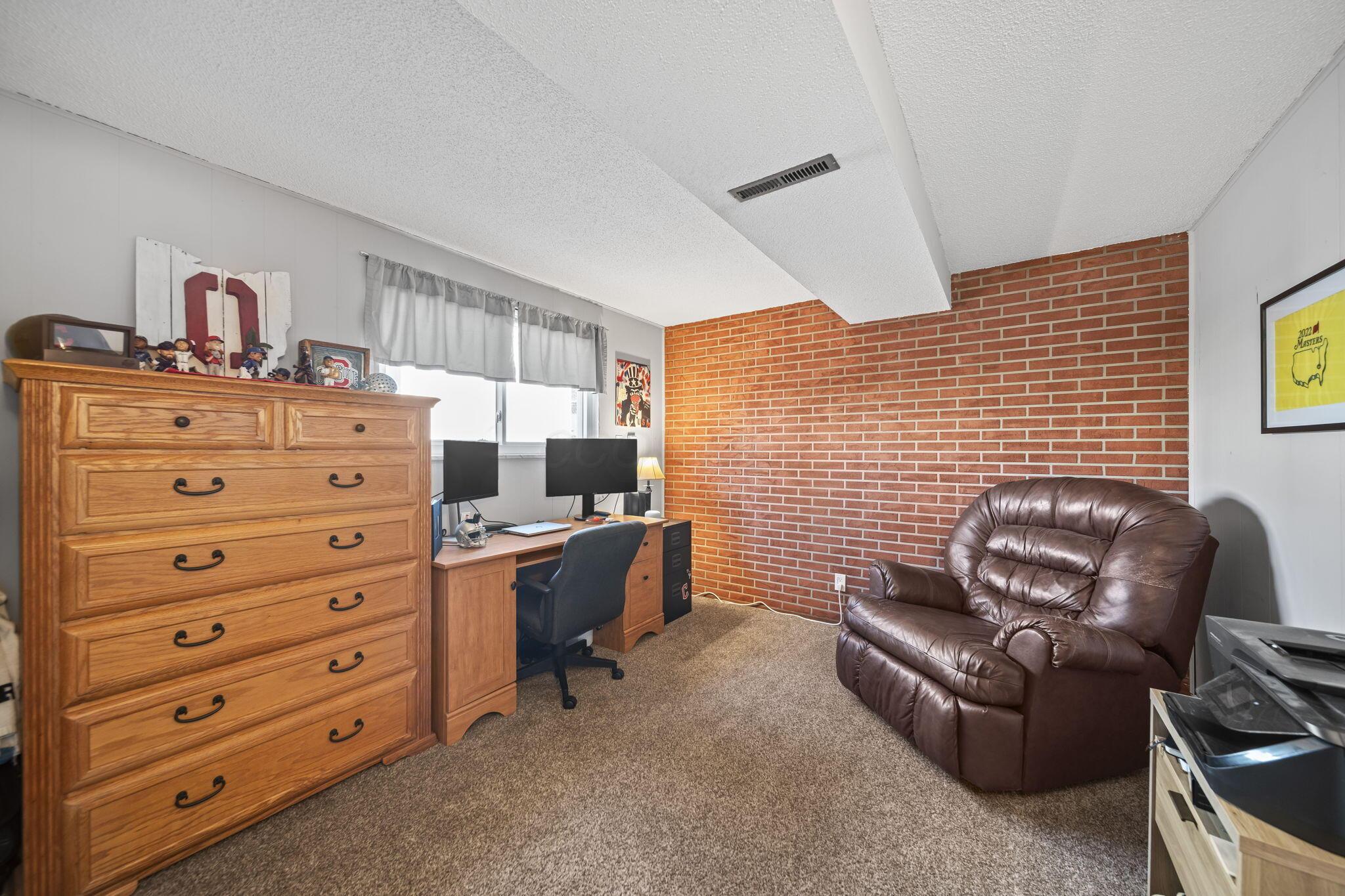 166 Allview Road Westerville, OH 43081 - Photo 26 of 49 33-web-or-mls-A7408065
