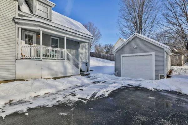 $199,900 | 29 Beech Street, Unit 1, Newport, NH 03773