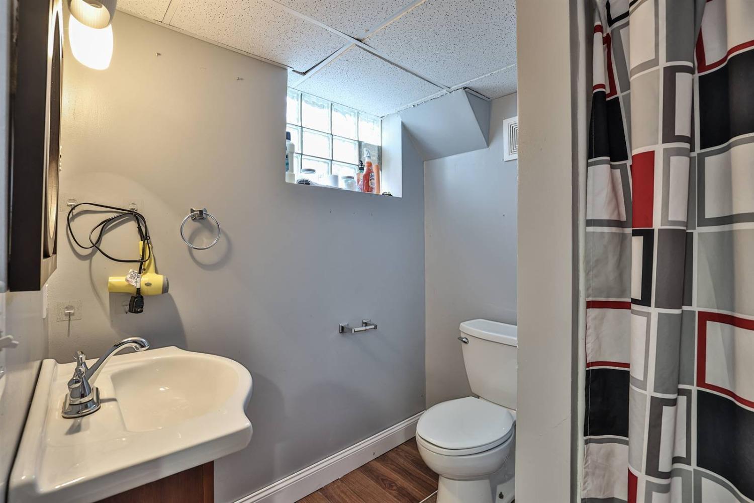 2395 Springdale Road Cincinnati, OH 45231 - Photo 33 of 50 Gallery Image 33