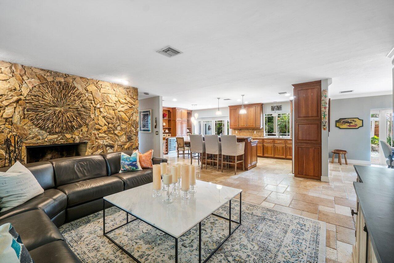 800 Northeast 5th Street Boca Raton, FL 33432 - Photo 12 of 45 11