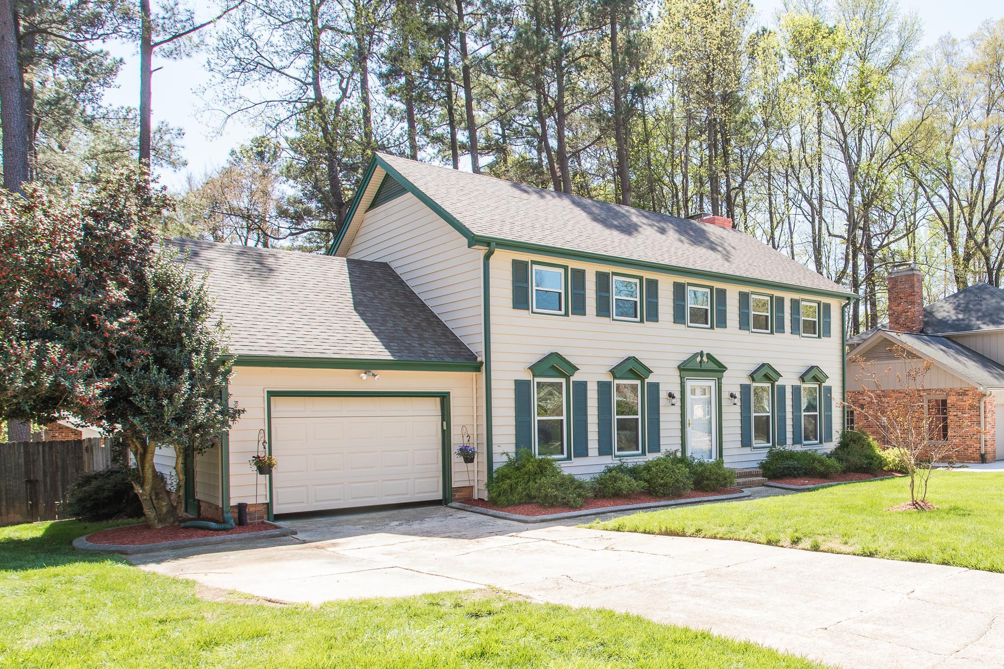 2016 Eagleton Circle Raleigh, NC 27609 - Photo 3 of 34 Photo 3
