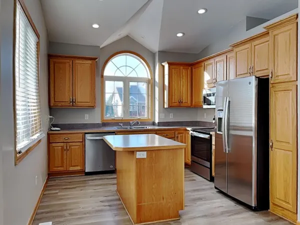 $2,449 | 1909 135th Avenue Northwest, Andover, MN 55304