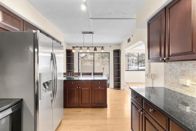 $850,000 | 250 Hammond Pond Parkway, Unit 213S, Newton, MA 02467