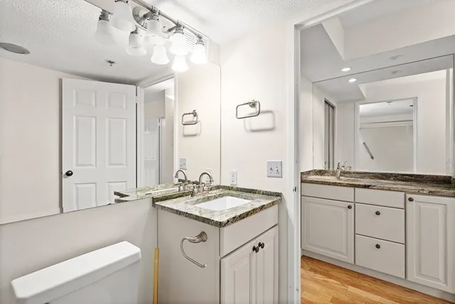 $850,000 | 250 Hammond Pond Parkway, Unit 213S, Newton, MA 02467