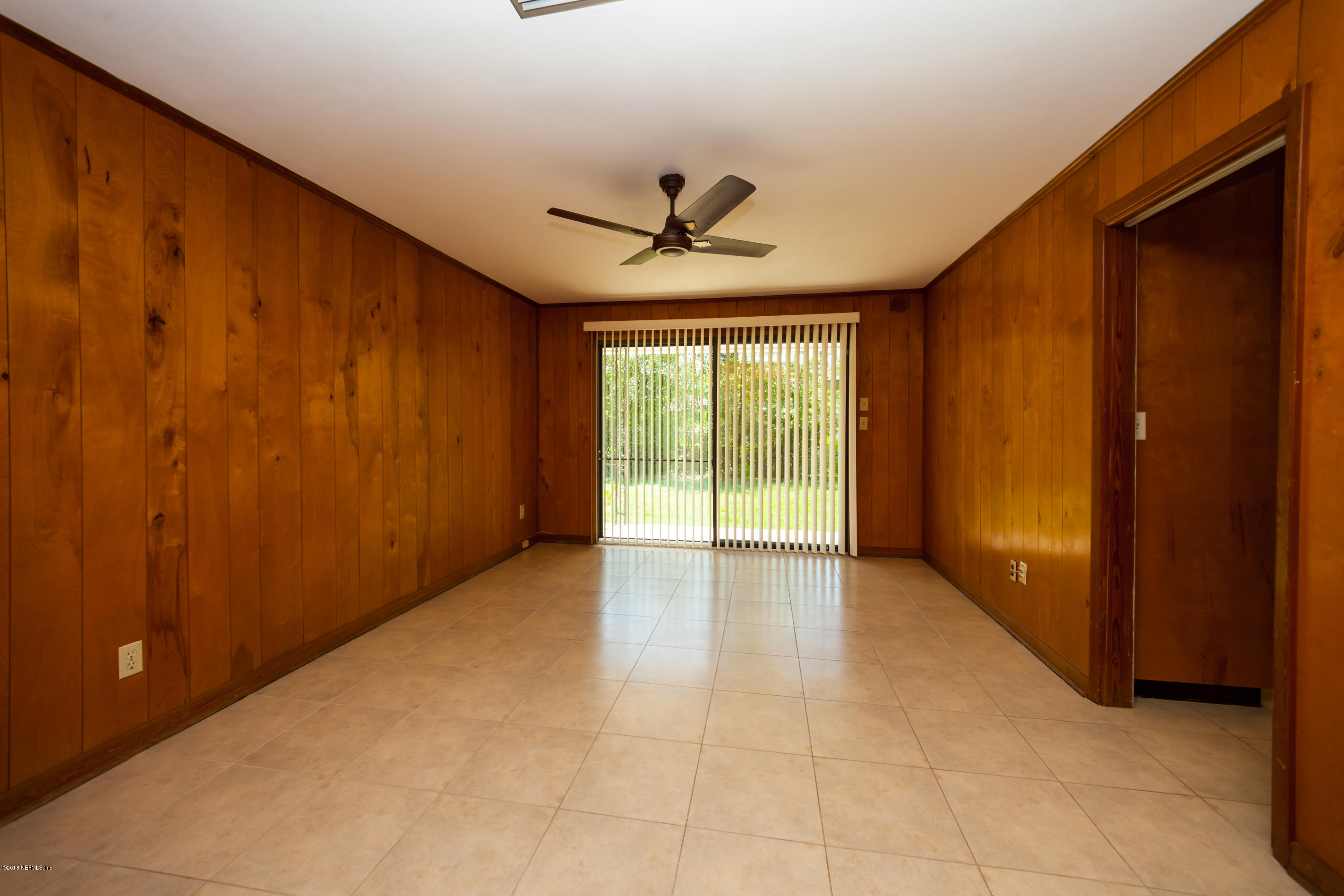 6504 Heidi Road Jacksonville, FL 32277 - Photo 13 of 32 Family Room