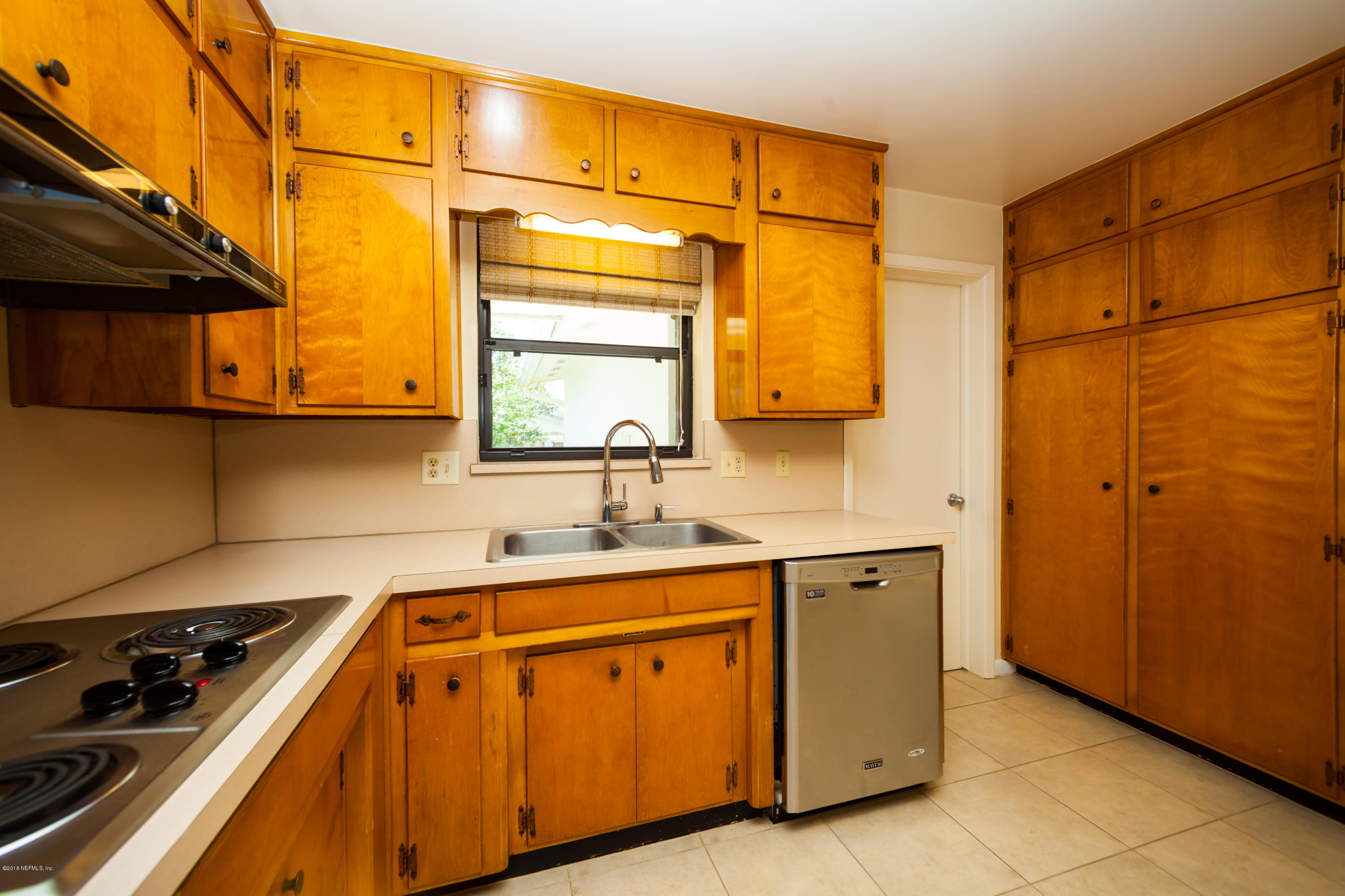 6504 Heidi Road Jacksonville, FL 32277 - Photo 16 of 32 Kitchen View 2