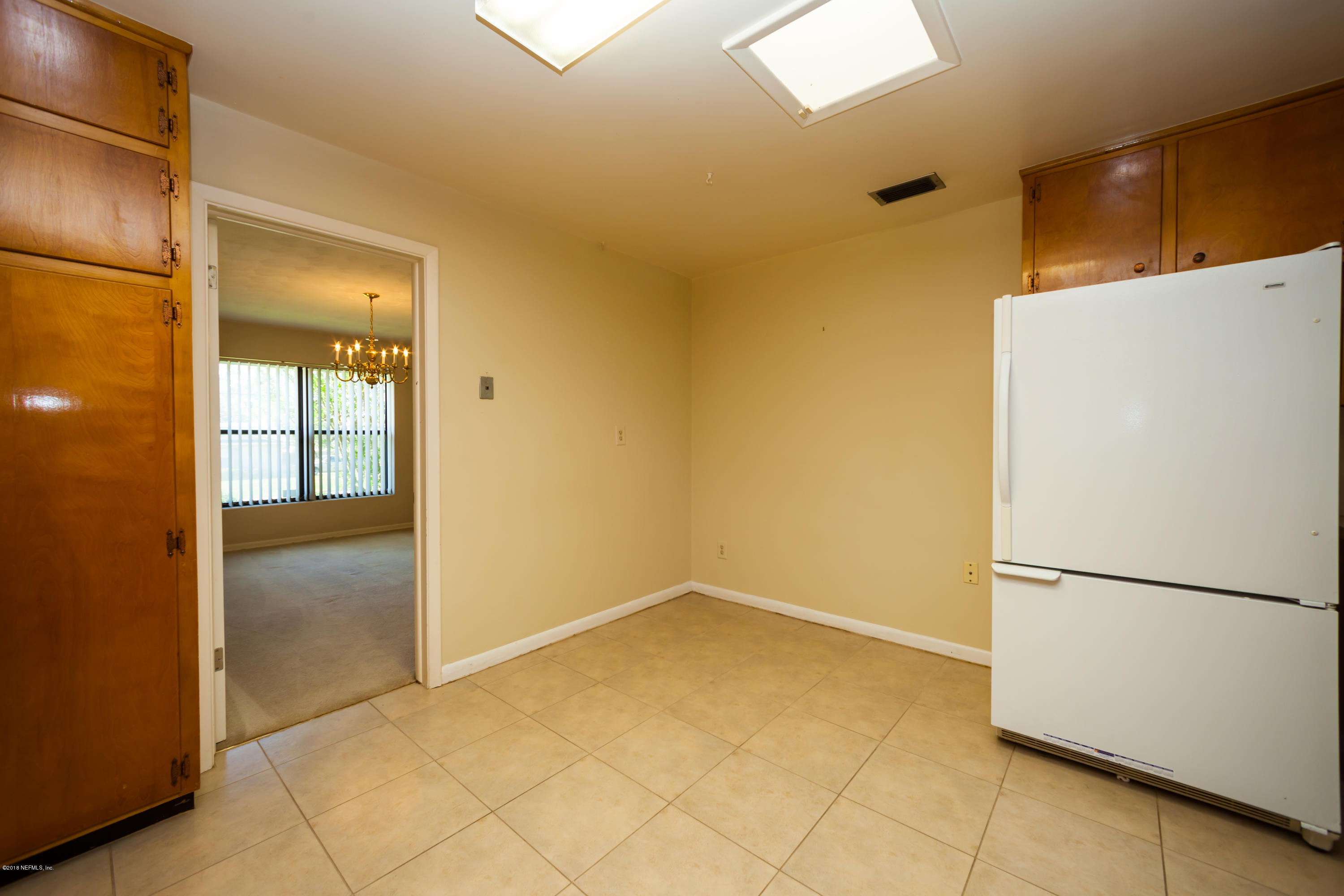 6504 Heidi Road Jacksonville, FL 32277 - Photo 19 of 32 Kitchen View 5
