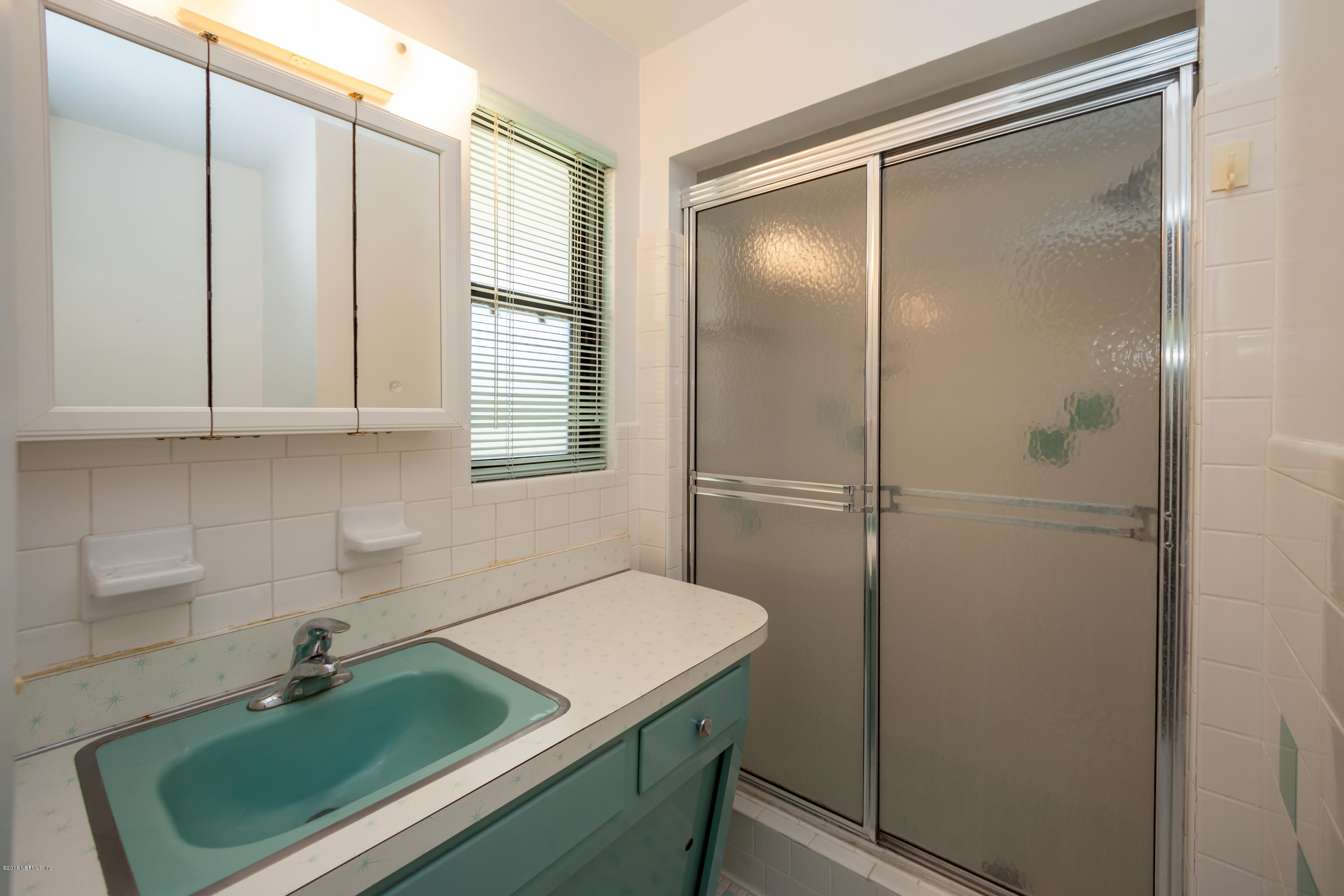 6504 Heidi Road Jacksonville, FL 32277 - Photo 23 of 32 Master Bathroom
