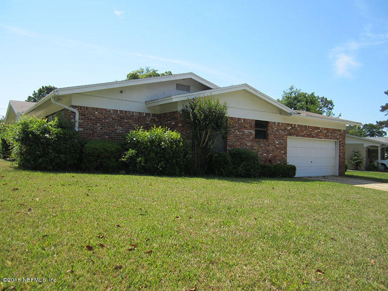 6504 Heidi Road Jacksonville, FL 32277 - Photo 3 of 32 Heidi sideview
