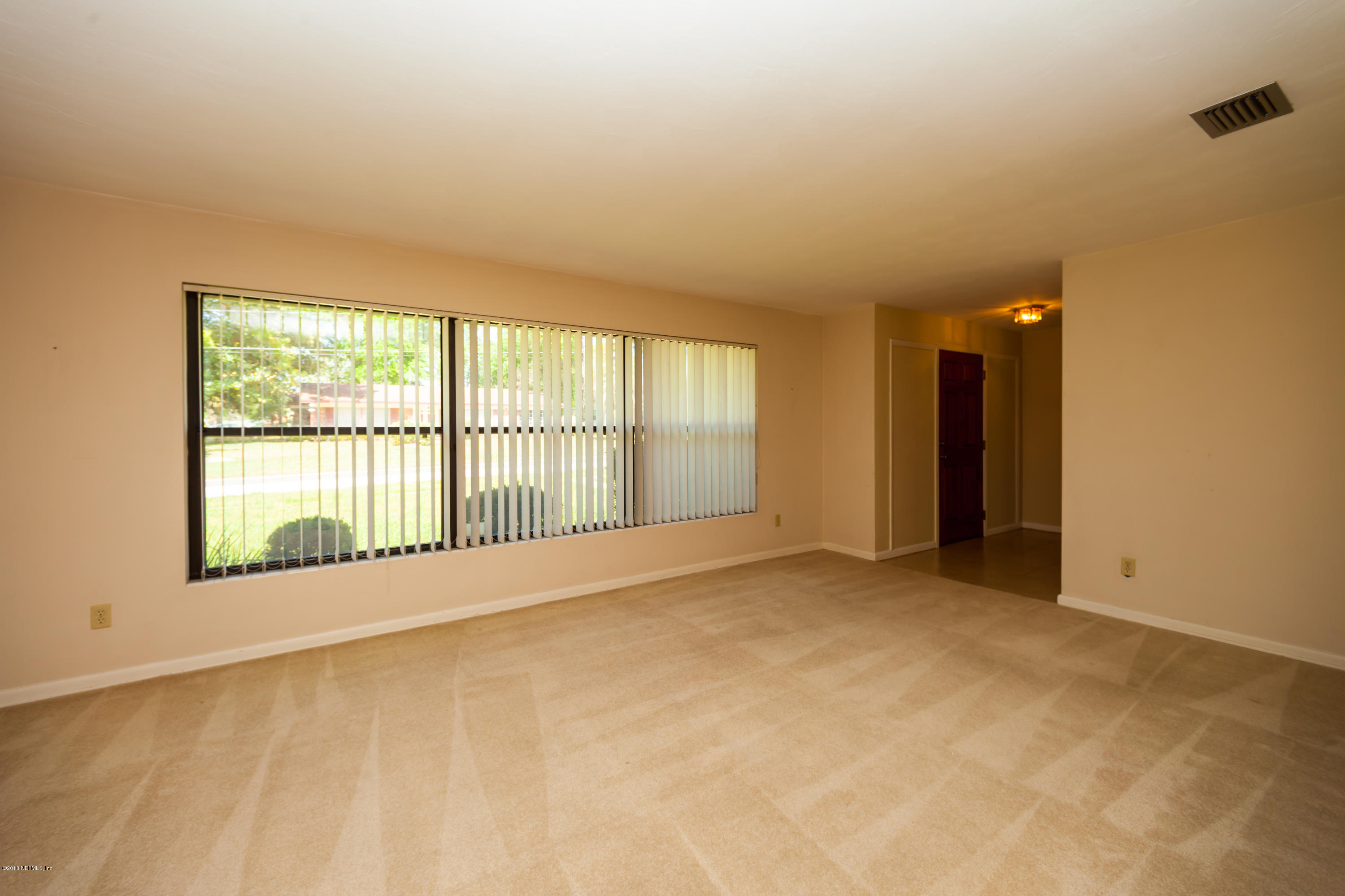 6504 Heidi Road Jacksonville, FL 32277 - Photo 8 of 32 Living View 2