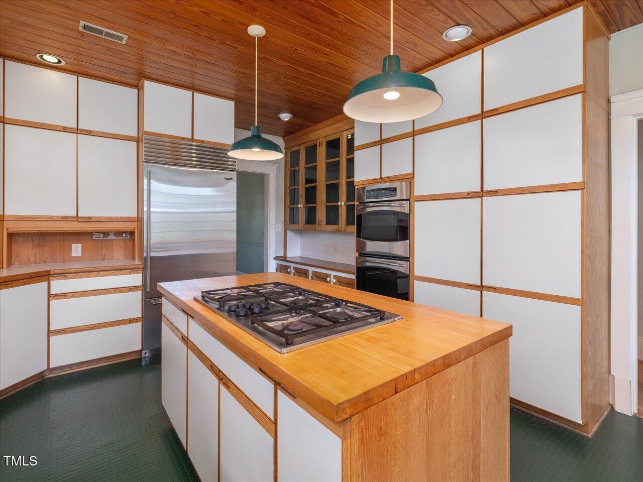2400 Fairview Road Raleigh, NC 27608 - Photo 48 of 94 060-021-2400-2404-Fairview-20250617